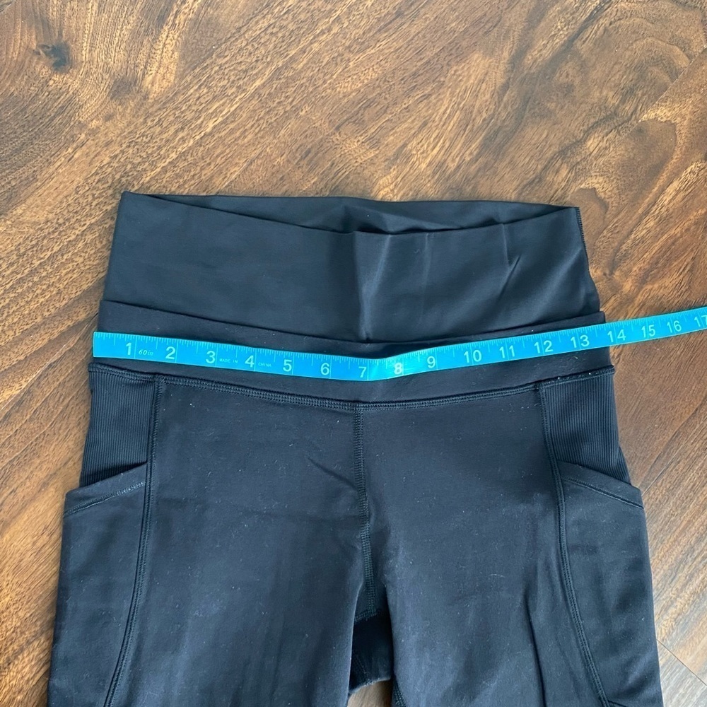 Lululemon En Route Crop Black Size 4-6 - Picture 7 of 9